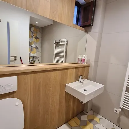 Chic - Premium Living *