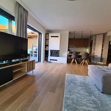 Chic - Premium Living Villa